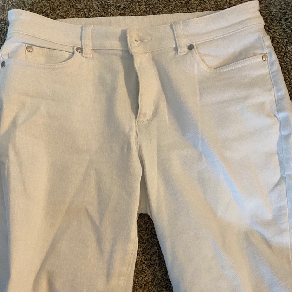 Vince Camuto White skinny jeans